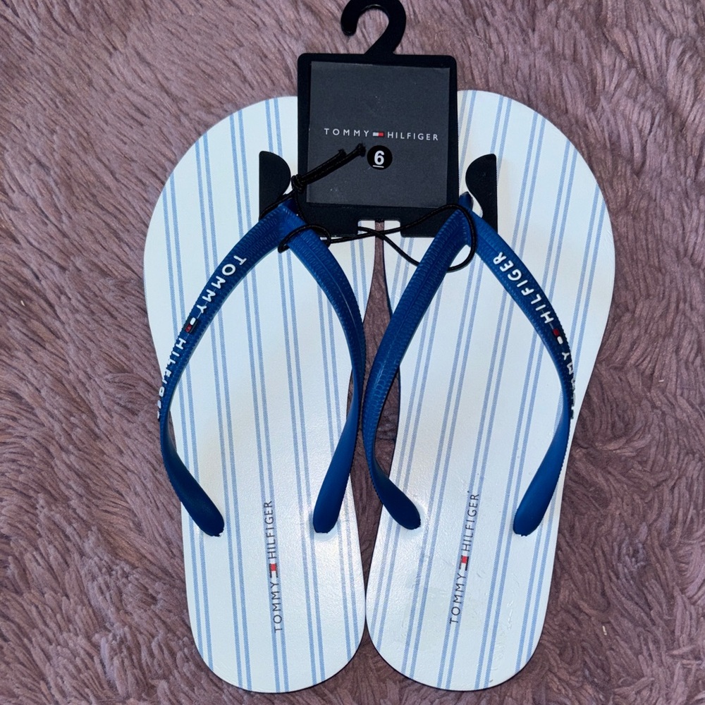 Calvin Klein Navy and White Logo Flip Flops Tommy Hilfiger - Picture 3 of 4
